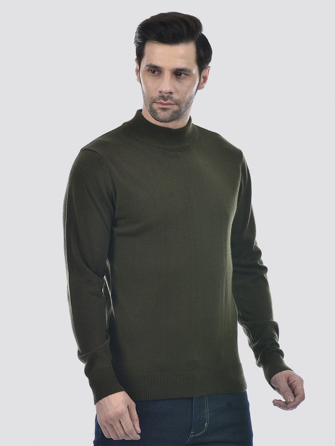 Numero Uno Men Solid Green Sweater